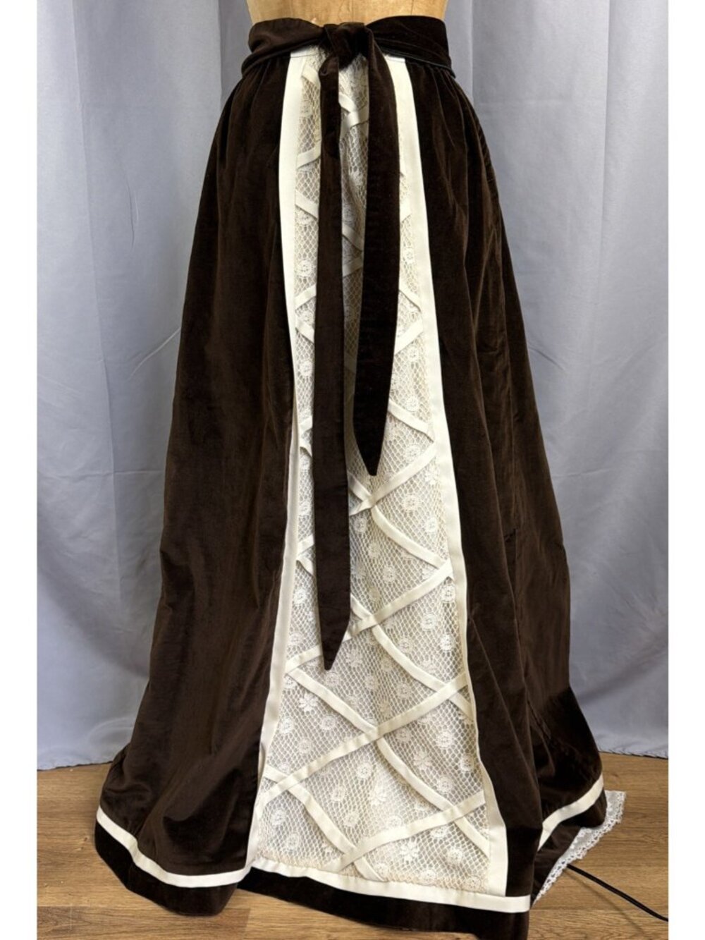 Vintage 70s Chessa Davis Brown Velvet Floral Lace Maxi Skirt Cottagecore